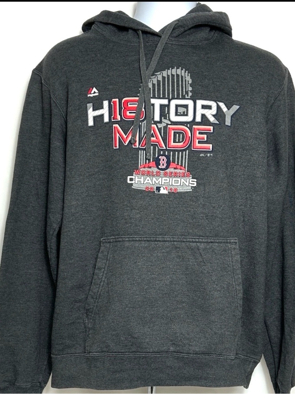 Majestic Men's Medium Thick Gray Hoodie 2018 World Series MLB Sports Sweatshirt